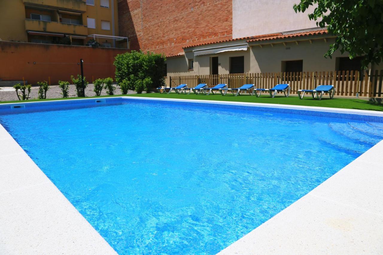 Rvapartaments Provenzal L'Escala Exterior photo